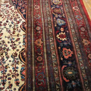 Antique Persian Bijar Rug, Densely Hand-Woven Wool - detail view 1