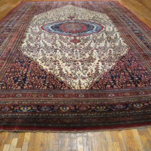 Antique Persian Bijar Rug, Densely Hand-Woven Wool - detail view 4