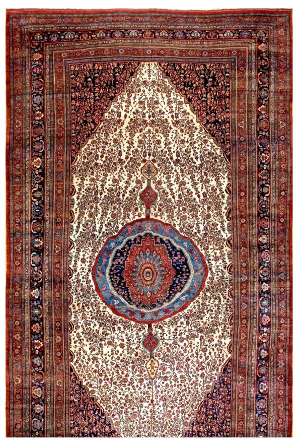Antique persian bijar rug, densely hand-woven wool 6 Antique persian bijar rug, densely hand-woven wool - detail view 5