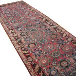 Antique Persian Bijar Rug, Hand-Woven Wool - detail view 3