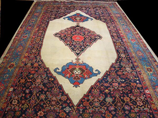 Antique persian bijar rug 8'×14' ivory medallion, formal design, 1900s - detail view 1
