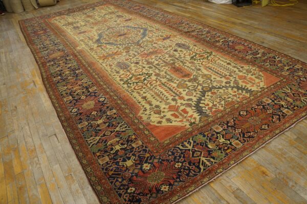 Antique persian farahan carpet 7'10"×16'8" ivory field, dark blue border, mid 19th century - detail view 9