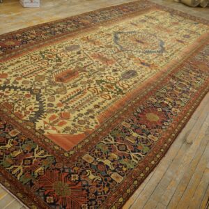 Antique Persian Farahan Carpet 7'10"×16'8" Ivory Field, Dark Blue Border, Mid 19th Century - detail view 6