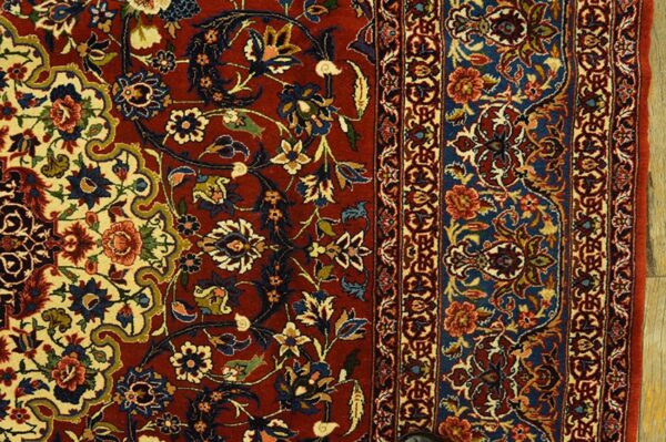 Antique persian isfahan carpet 4'11"ã—7'5" red rust & blue, hand-knotted wool, 1930s - detail view 5