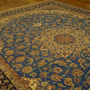 Antique Persian Isfahan Rug 10'Ã—13'10" Hand-Knotted, Central Persia - detail view 1