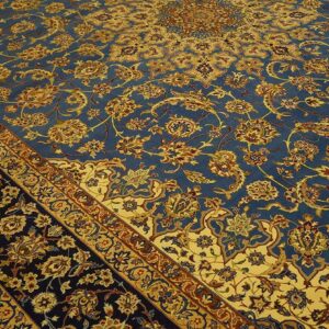 Antique Persian Isfahan Rug 10'Ã—13'10" Hand-Knotted, Central Persia - detail view 3