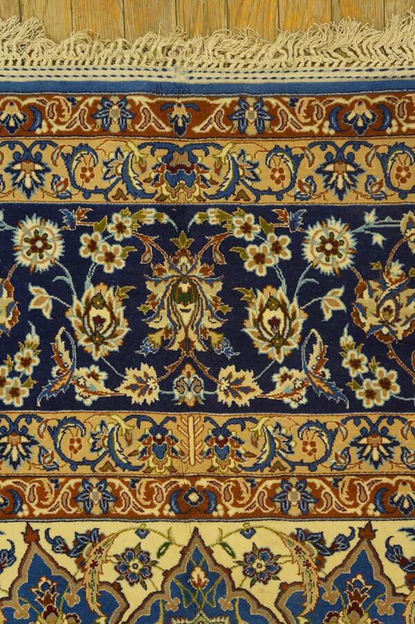 Antique persian isfahan rug 10'ã—13'10" hand-knotted, central persia - detail view 4
