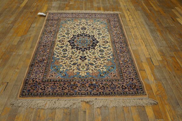 Antique persian isfahan rug 3'7"ã—5'5" hand-knotted, central persia - detail view 1