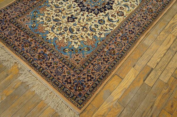 Antique persian isfahan rug 3'7"ã—5'5" hand-knotted, central persia - detail view 2