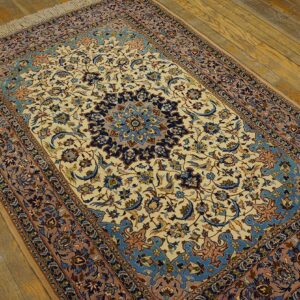 Antique Persian Isfahan Rug 3'7"Ã—5'5" Hand-Knotted, Central Persia - detail view 3