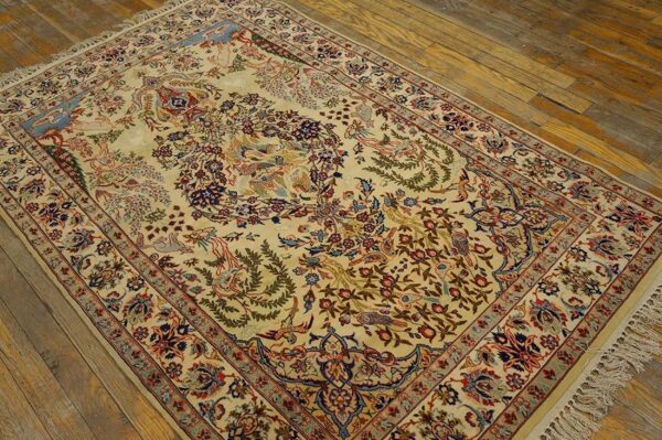 Antique persian isfahan rug 3'6"ã—5'6" hand-knotted, central persia - detail view 2