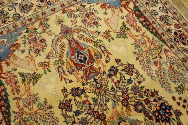 Antique persian isfahan rug 3'6"ã—5'6" hand-knotted, central persia - detail view 4