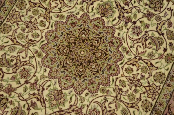 Antique persian isfahan rug 3'5"ã—5'3" hand-knotted, central persia - detail view 4