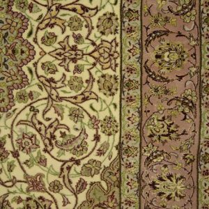 Antique Persian Isfahan Rug 3'8"Ã—5'7" Hand-Knotted, Central Persia - detail view 3