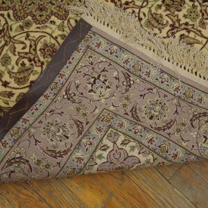 Antique Persian Isfahan Rug 3'8"Ã—5'7" Hand-Knotted, Central Persia - detail view 4