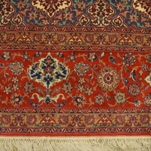 Antique Persian Isfahan Rug, Hand-Knotted Wool, Central Persia - detail view 4