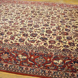 Antique Persian Isfahan Rug, Hand-Knotted Wool, Central Persia - detail view 1