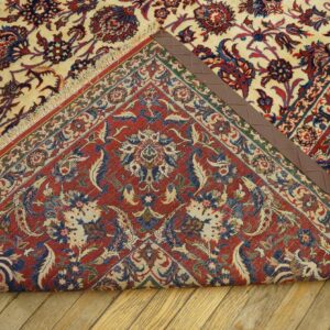 Antique Persian Isfahan Rug, Hand-Knotted Wool, Central Persia - detail view 5