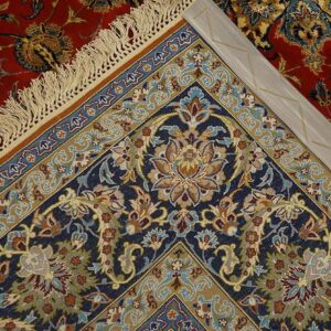 Antique Persian Isfahan Silk Rug 5'5"Ã—8' Hand-Knotted, Central Persia - detail view 6