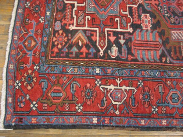 Antique persian karajeh carpet 4'6"×6' dark blue geometric, red border, circa 1930 - detail view 2