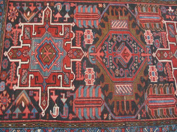 Antique persian karajeh carpet 4'6"×6' dark blue geometric, red border, circa 1930 - detail view 5