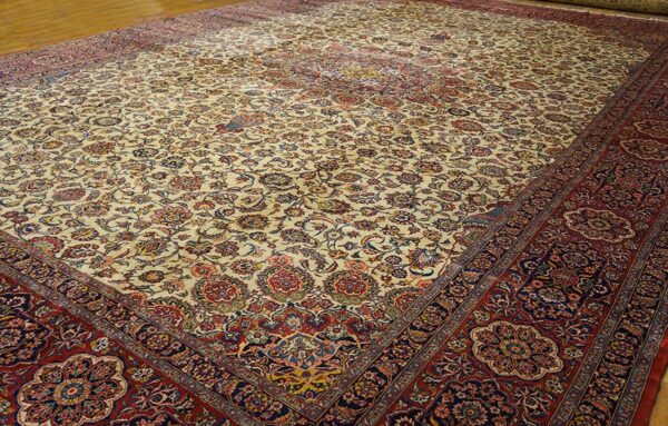 Antique persian kashan rug 13'10"ã—20'4" hand-knotted wool - detail view 2