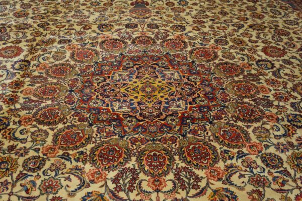 Antique persian kashan rug 13'10"ã—20'4" hand-knotted wool - detail view 6
