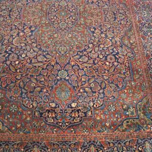 Antique Persian Kashan Rug, Hand-Knotted Wool, Central Persia - detail view 2