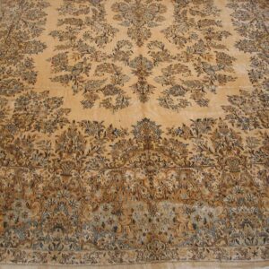 Antique Persian Kerman Rug 10'8"Ã—22' Ivory Field, Formal Medallion Design, 1930s - detail view 2