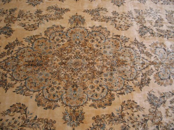 Antique persian kerman rug 10'8"ã—22' ivory field, formal medallion design, 1930s - detail view 4