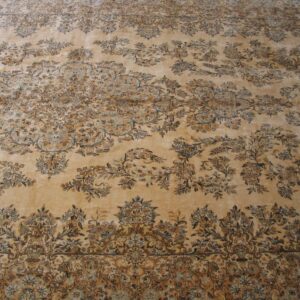 Antique Persian Kerman Rug 10'8"Ã—22' Ivory Field, Formal Medallion Design, 1930s - detail view 6