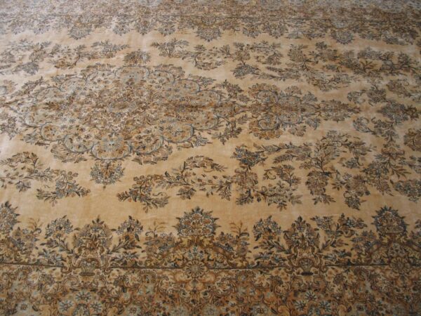 Antique persian kerman rug 10'8"ã—22' ivory field, formal medallion design, 1930s - detail view 6