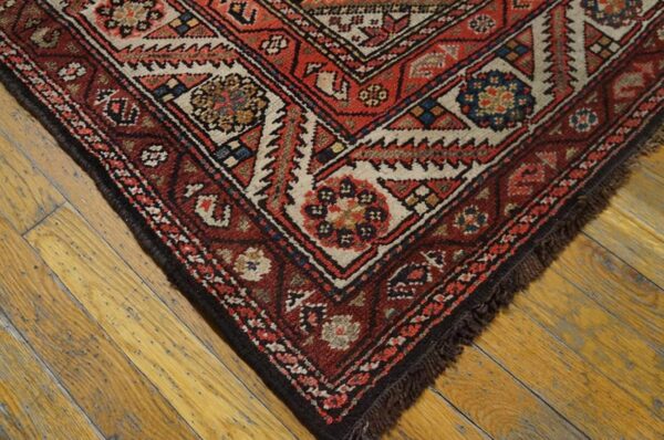 Antique persian kurdish rug, hand-knotted wool - detail view 1