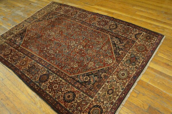 Antique persian malayer carpet 4'3"×6'2" claret red & ivory, circa 1920 - detail view 2