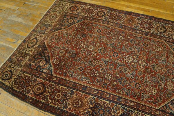 Antique persian malayer carpet 4'3"×6'2" claret red & ivory, circa 1920 - detail view 4