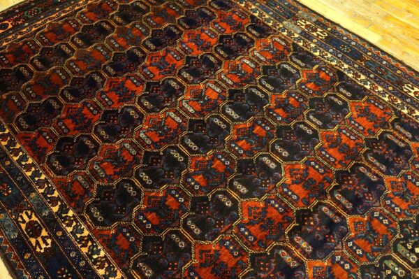 Antique persian malayer carpet 4'11"×6'10" navy field, rust border, circa 1920 - detail view 2