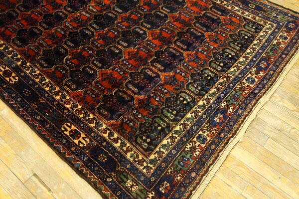 Antique persian malayer carpet 4'11"×6'10" navy field, rust border, circa 1920 - detail view 4
