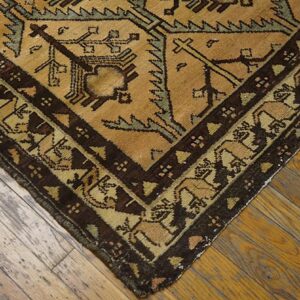 Antique Persian Malayer Carpet 4'4"×6'4" Rose Pink, Ivory Border, Circa 1925 - detail view 2