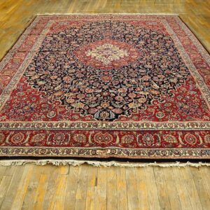 Antique Persian Mashhad Rug 8'2"Ã—11'1" Hand-Knotted Wool, Northeastern Persia - detail view 2