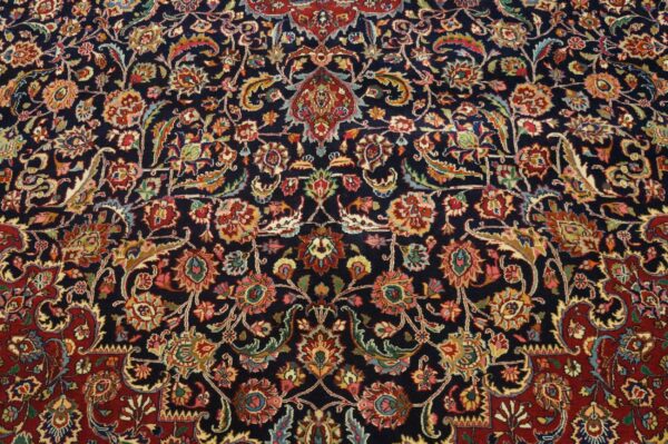 Antique persian mashhad rug 8'2"ã—11'1" hand-knotted wool, northeastern persia - detail view 3