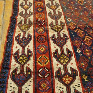 Antique Persian Qashqai (Ghashgaie) Carpet 5'8"×6'6" Late 19th Century, Tribal South Persian - detail view 4