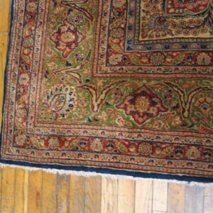 Antique Persian Qazvin Rug 9'10"×12'10" Hand-Knotted Wool - detail view 4