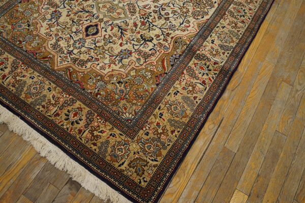 Antique persian qum rug 4'8"×6'8" hand-knotted, central persia - detail view 1