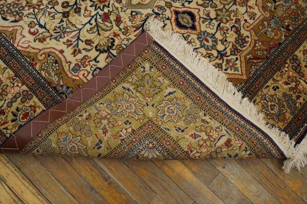 Antique persian qum rug 4'8"×6'8" hand-knotted, central persia - detail view 3