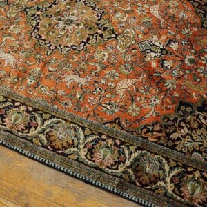 Antique Persian Qum Silk Rug 4'7"Ã—7'4" Hand-Knotted Silk, Central Persia - detail view 1