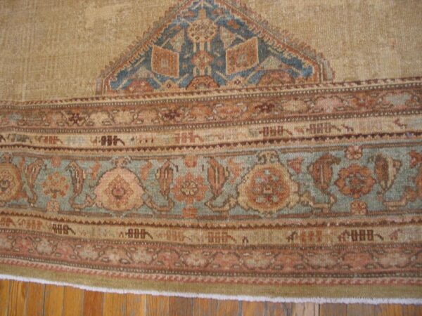 Antique persian serab carpet 11'6"×18'9" camel & light blue medallion, circa 1890 6 Antique persian serab carpet 11'6"×18'9" camel & light blue medallion, circa 1890 - detail view 5