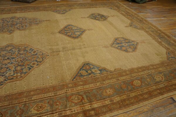 Antique persian serab carpet 11'6"×18'9" camel & light blue medallion, circa 1890 8 Antique persian serab carpet 11'6"×18'9" camel & light blue medallion, circa 1890 - detail view 7