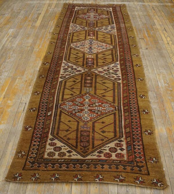 Antique persian serab carpet 3'7"×10'8" long runner, late 19th century 2 Antique persian serab carpet 3'7"×10'8" long runner, late 19th century - detail view 1