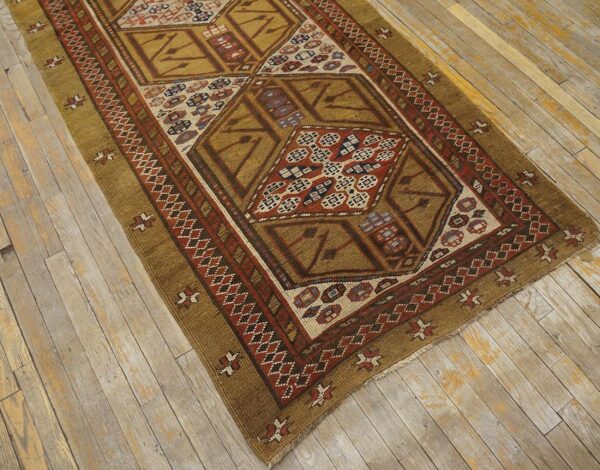 Antique persian serab carpet 3'7"×10'8" long runner, late 19th century 3 Antique persian serab carpet 3'7"×10'8" long runner, late 19th century - detail view 2