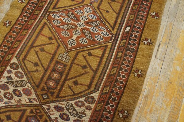 Antique persian serab carpet 3'7"×10'8" long runner, late 19th century 8 Antique persian serab carpet 3'7"×10'8" long runner, late 19th century - detail view 7